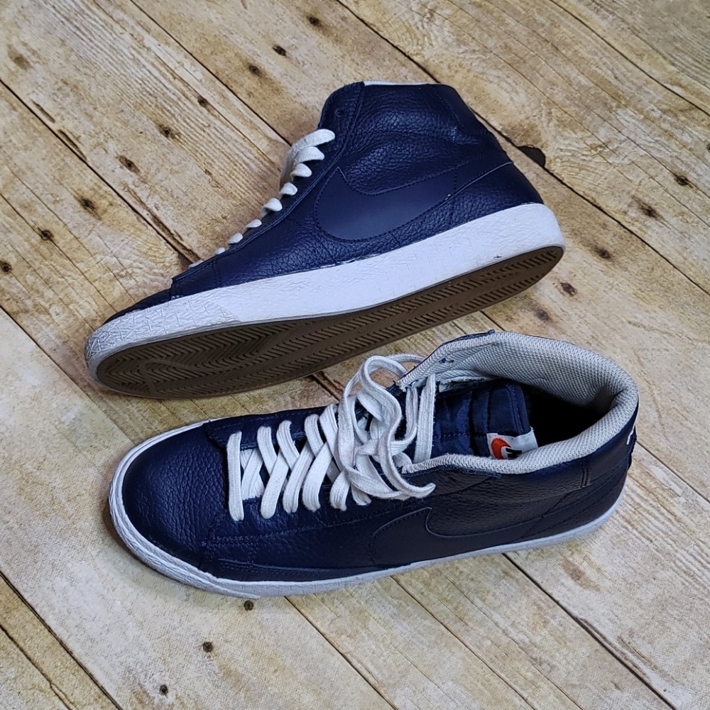 Nike Shoe Size 8